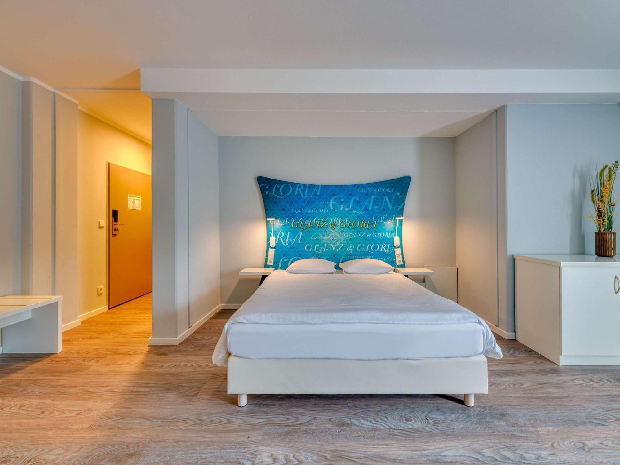 Ibis Styles Regensburg Hotel Bagian luar foto