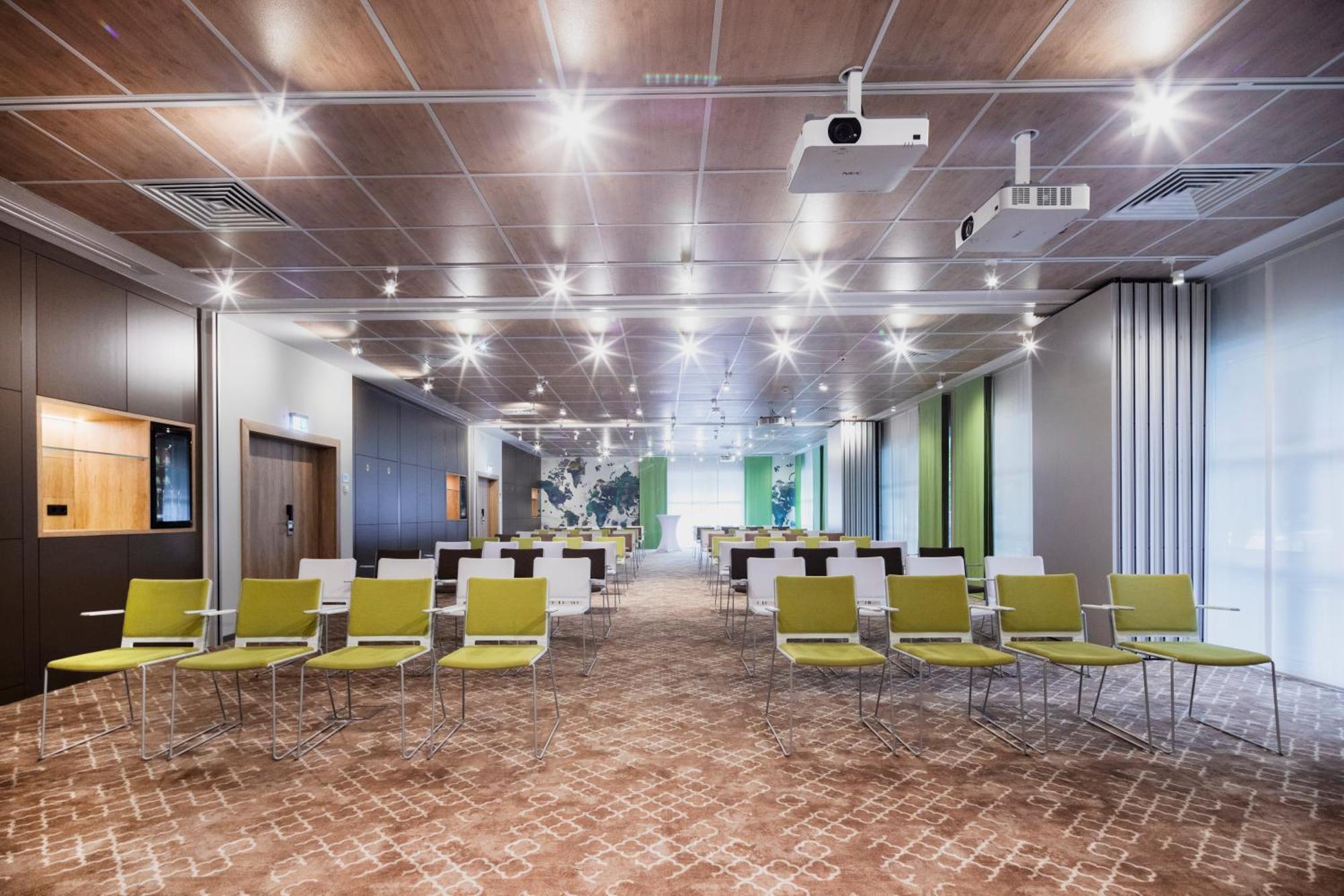 Ibis Styles Regensburg Hotel Bagian luar foto