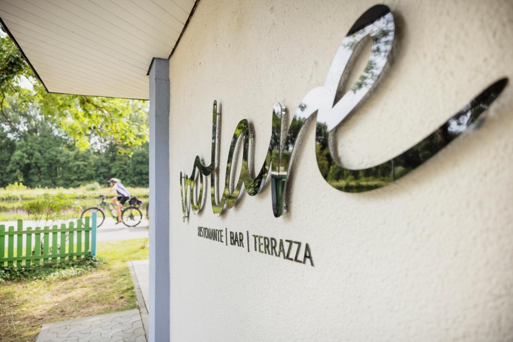 Ibis Styles Regensburg Hotel Bagian luar foto