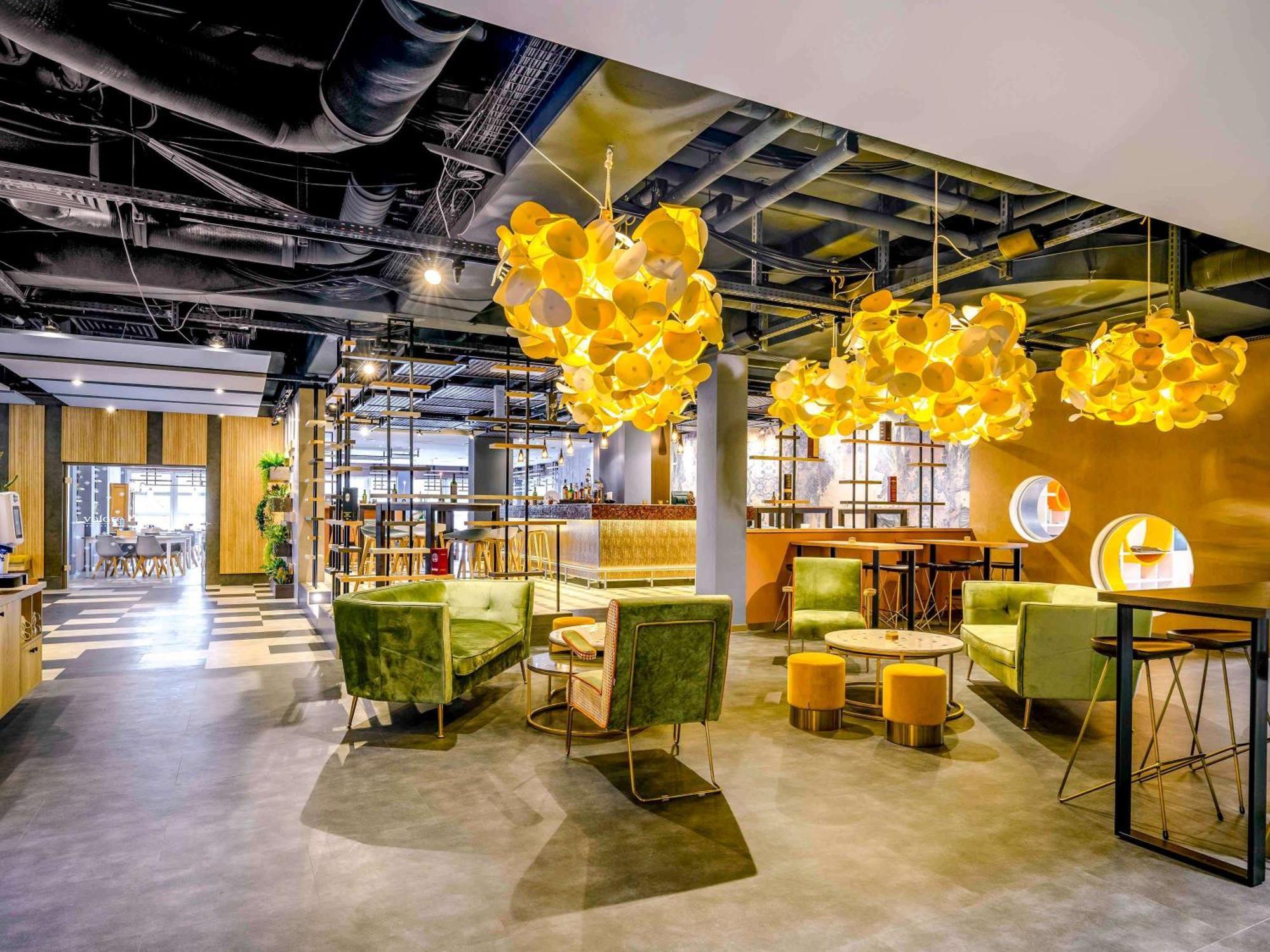 Ibis Styles Regensburg Hotel Bagian luar foto