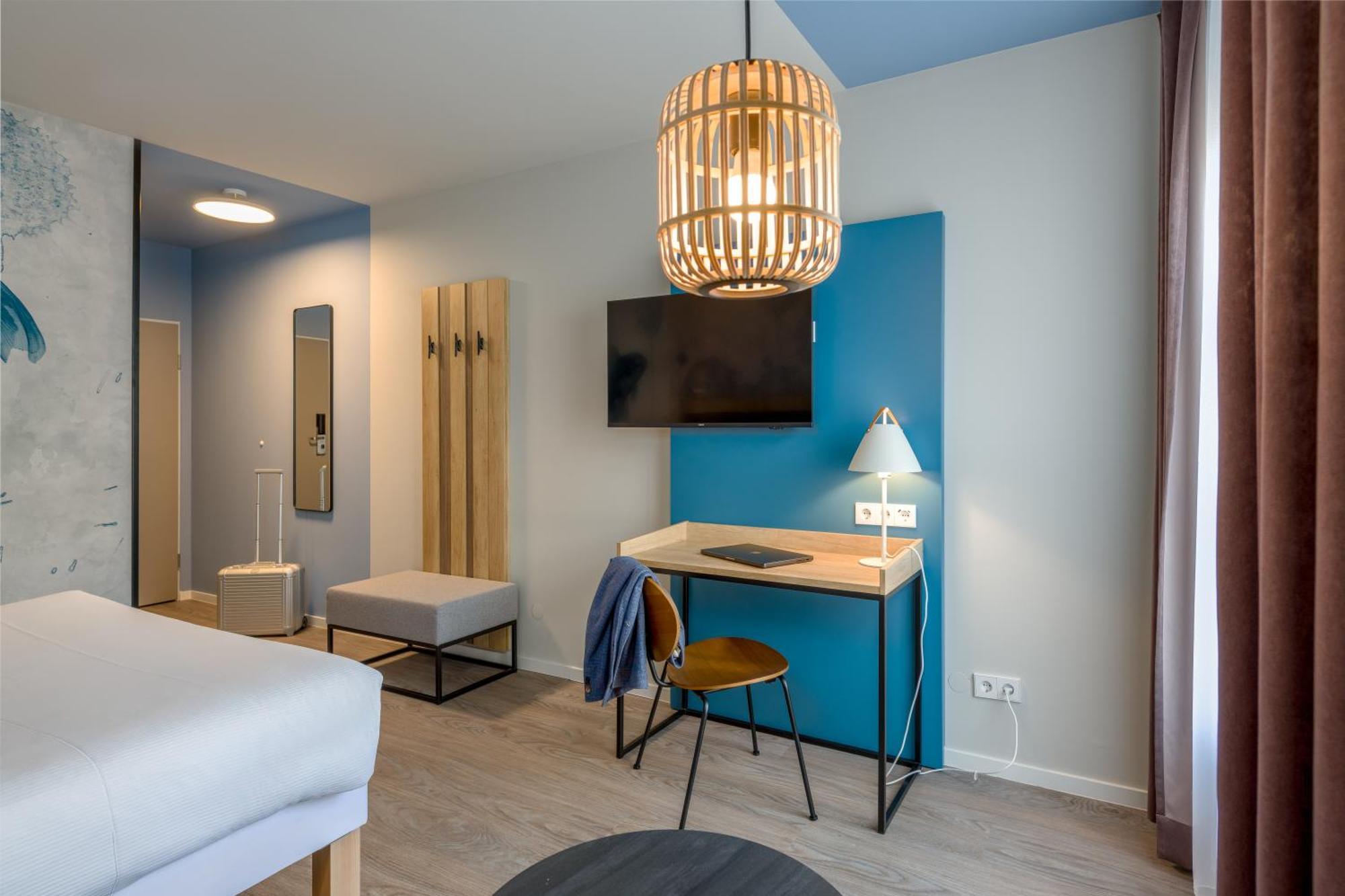 Ibis Styles Regensburg Hotel Bagian luar foto