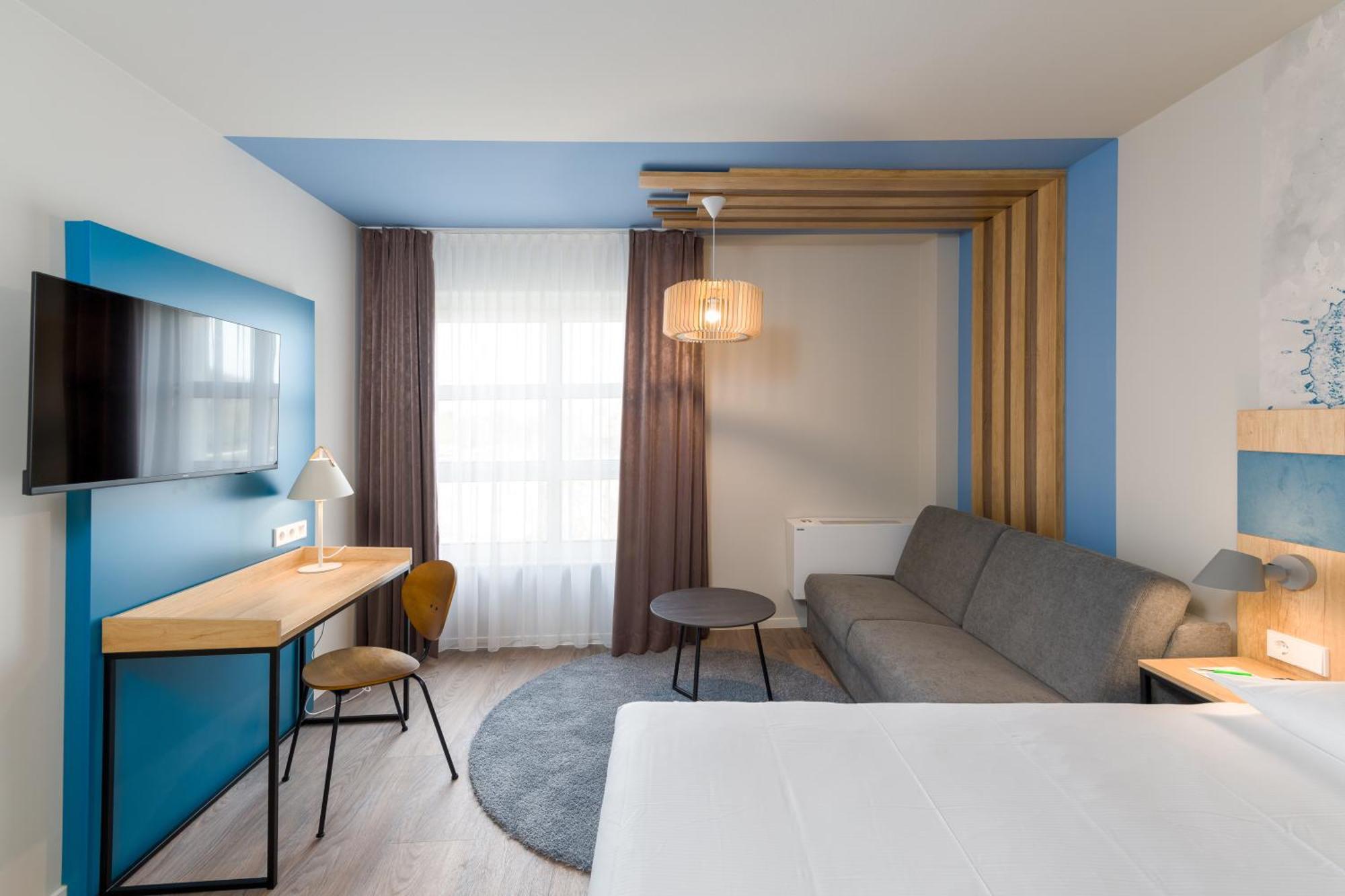 Ibis Styles Regensburg Hotel Bagian luar foto