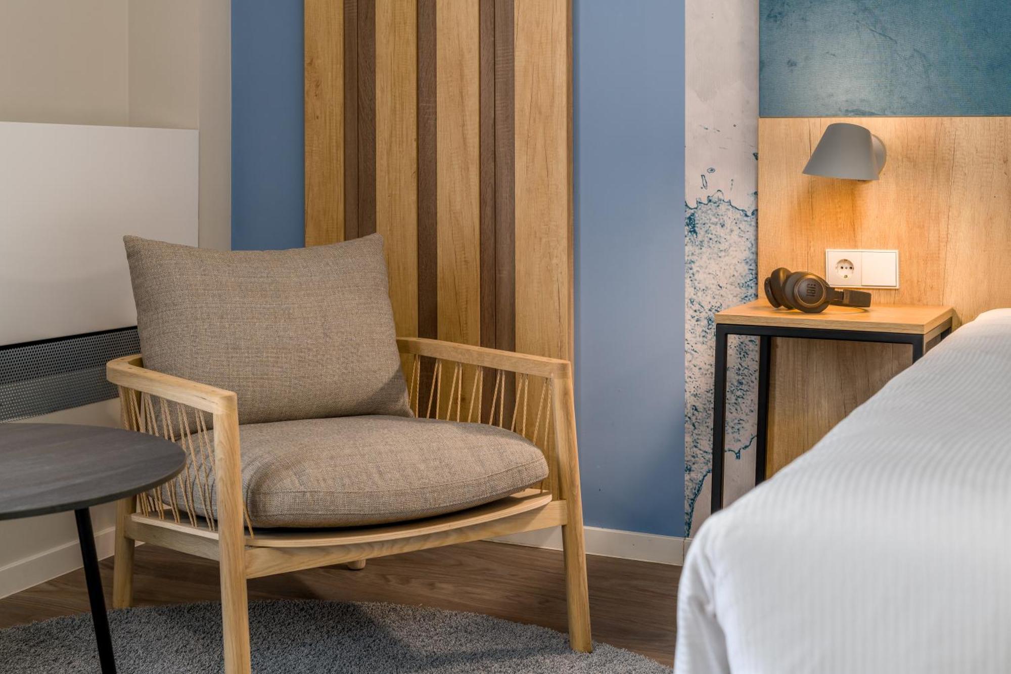 Ibis Styles Regensburg Hotel Bagian luar foto