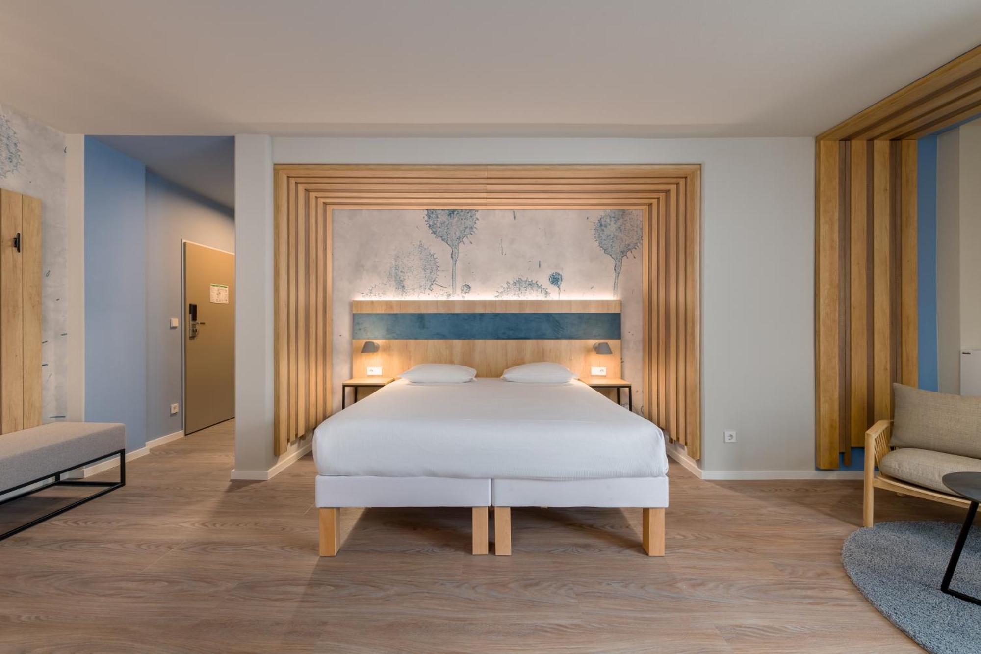 Ibis Styles Regensburg Hotel Bagian luar foto
