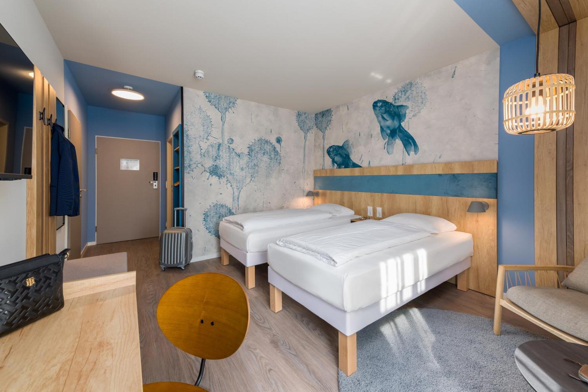 Ibis Styles Regensburg Hotel Bagian luar foto