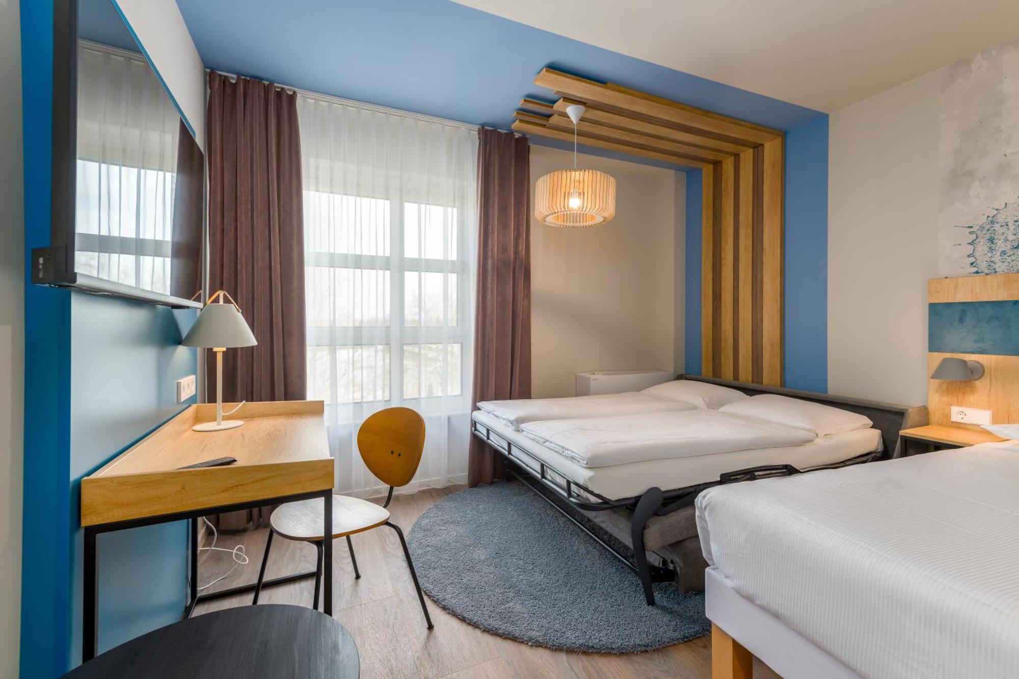 Ibis Styles Regensburg Hotel Bagian luar foto