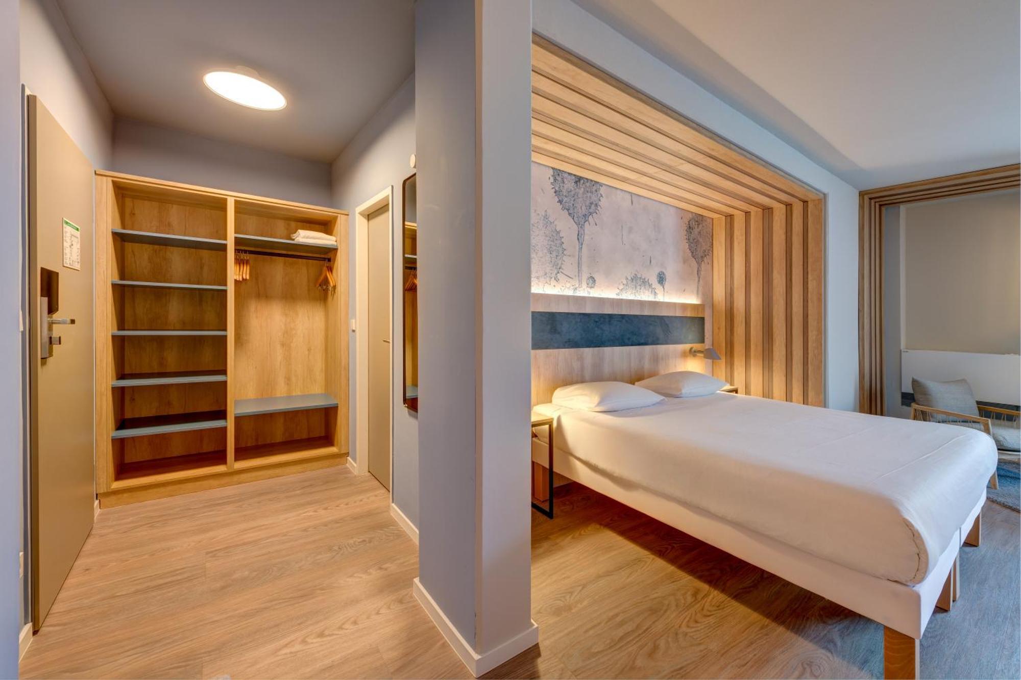 Ibis Styles Regensburg Hotel Bagian luar foto